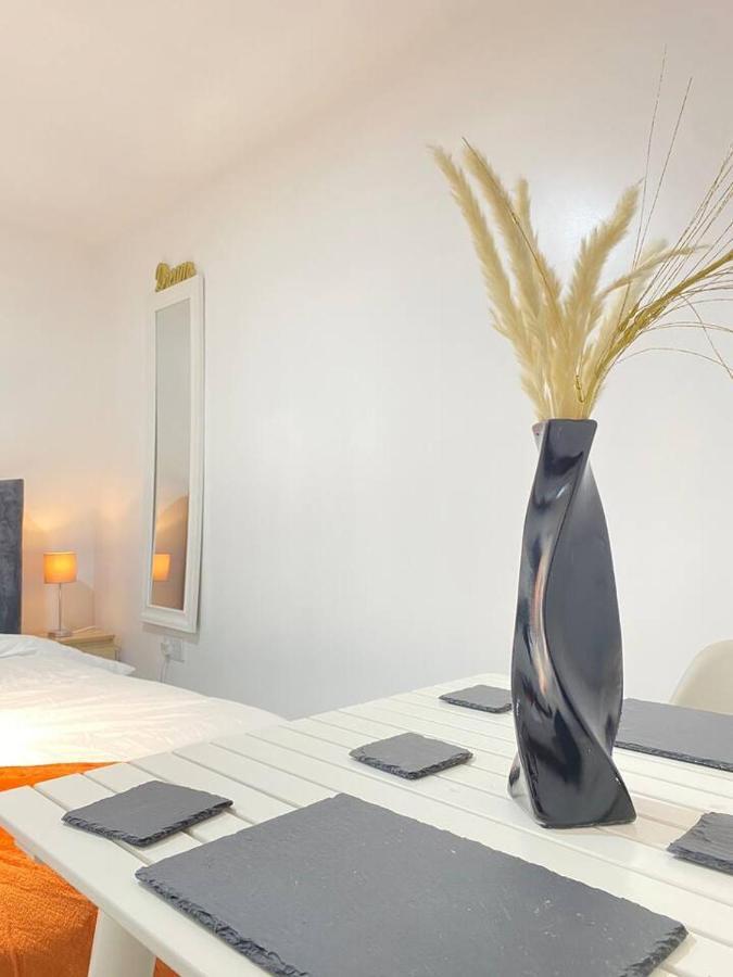 Horizon Haven Studio Apartment แมนเชสเตอร์ ภายนอก รูปภาพ